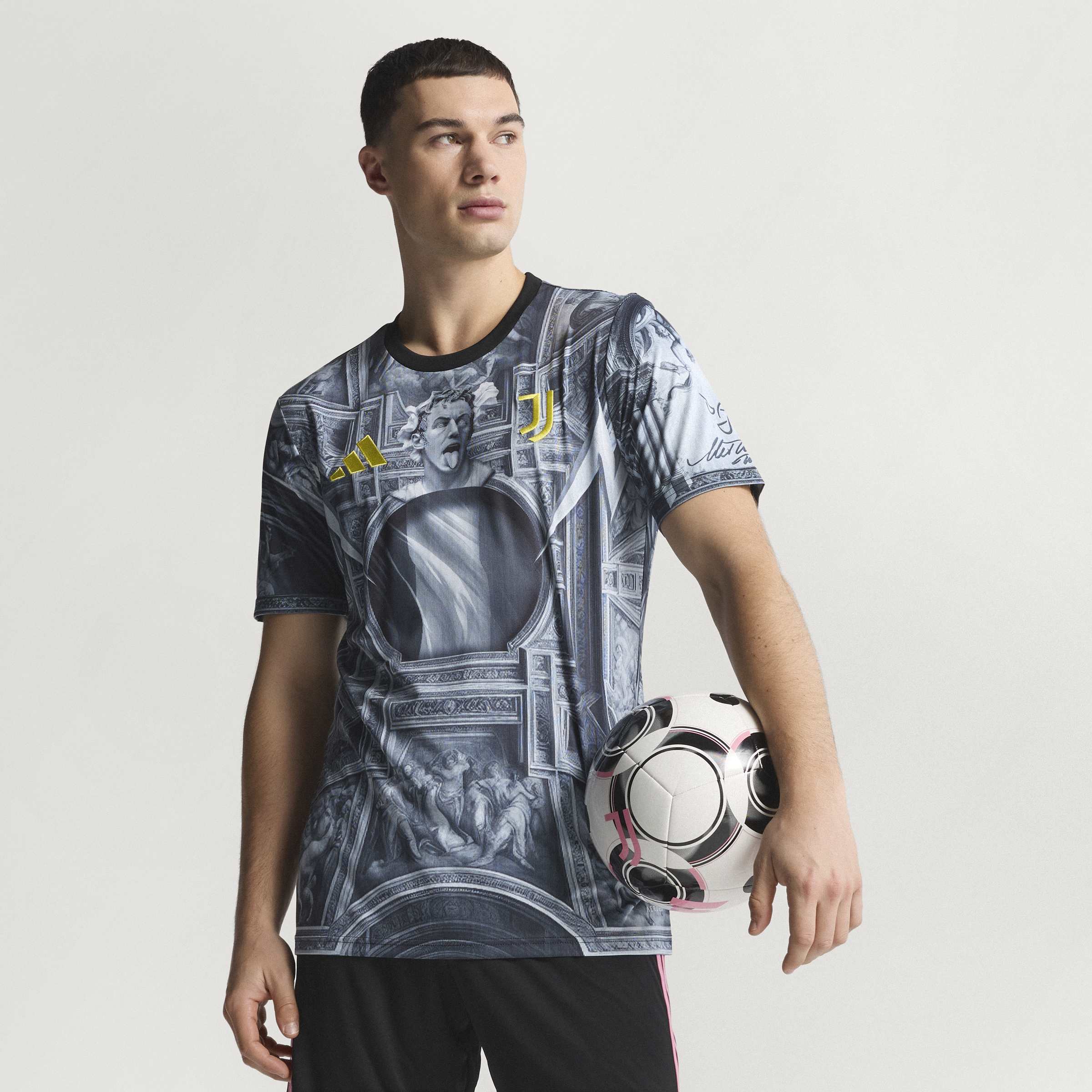 MAGLIA PRE MATCH JUVENTUS 25/26