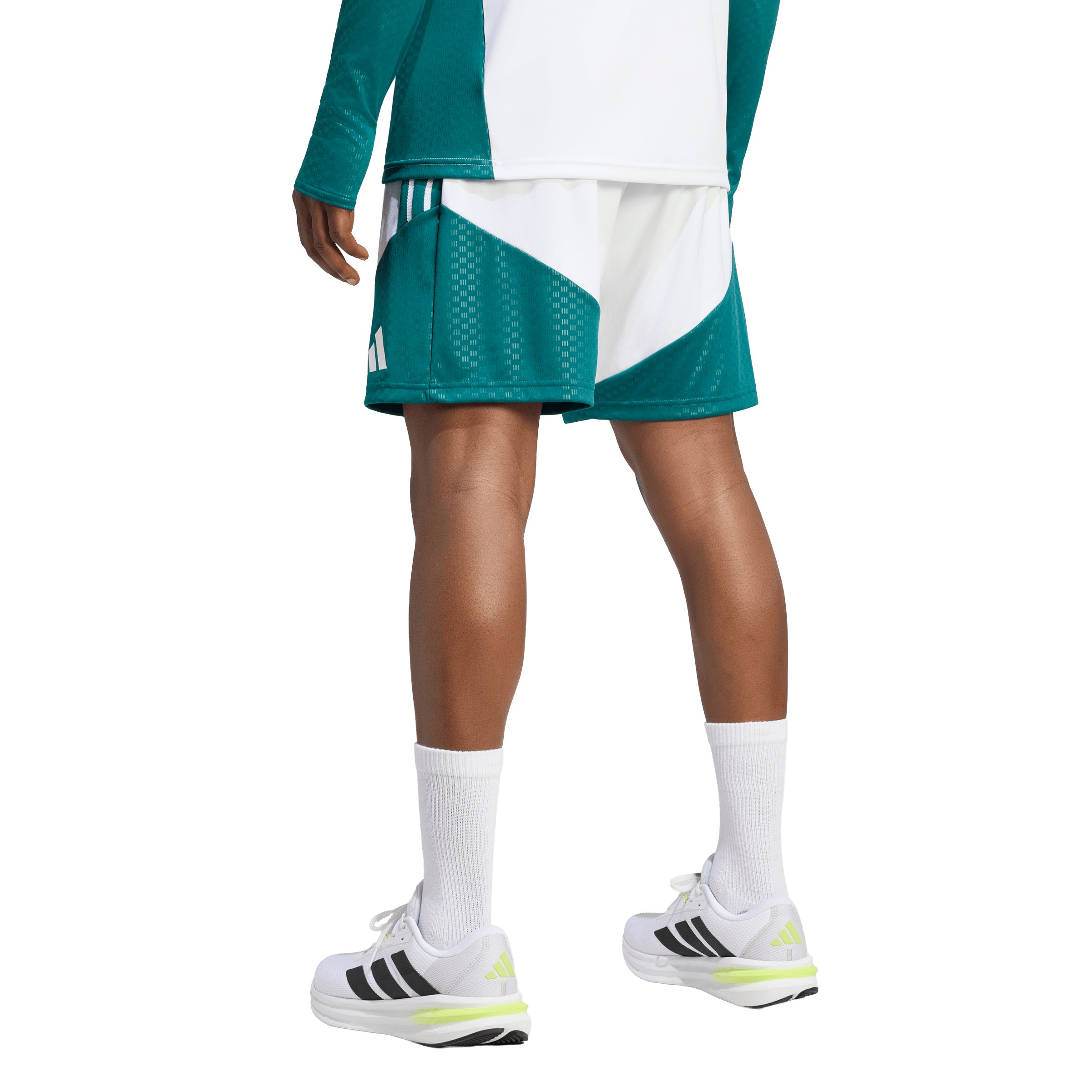 SHORT TR REAL MADRID 26/27