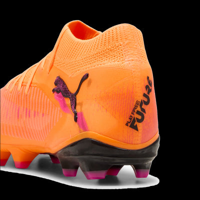 FUTURE 8 PRO FG/AG W