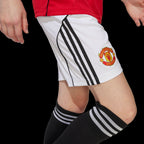 SHORT MANCHESTER UNITED HOME 2025/26 JUNIOR