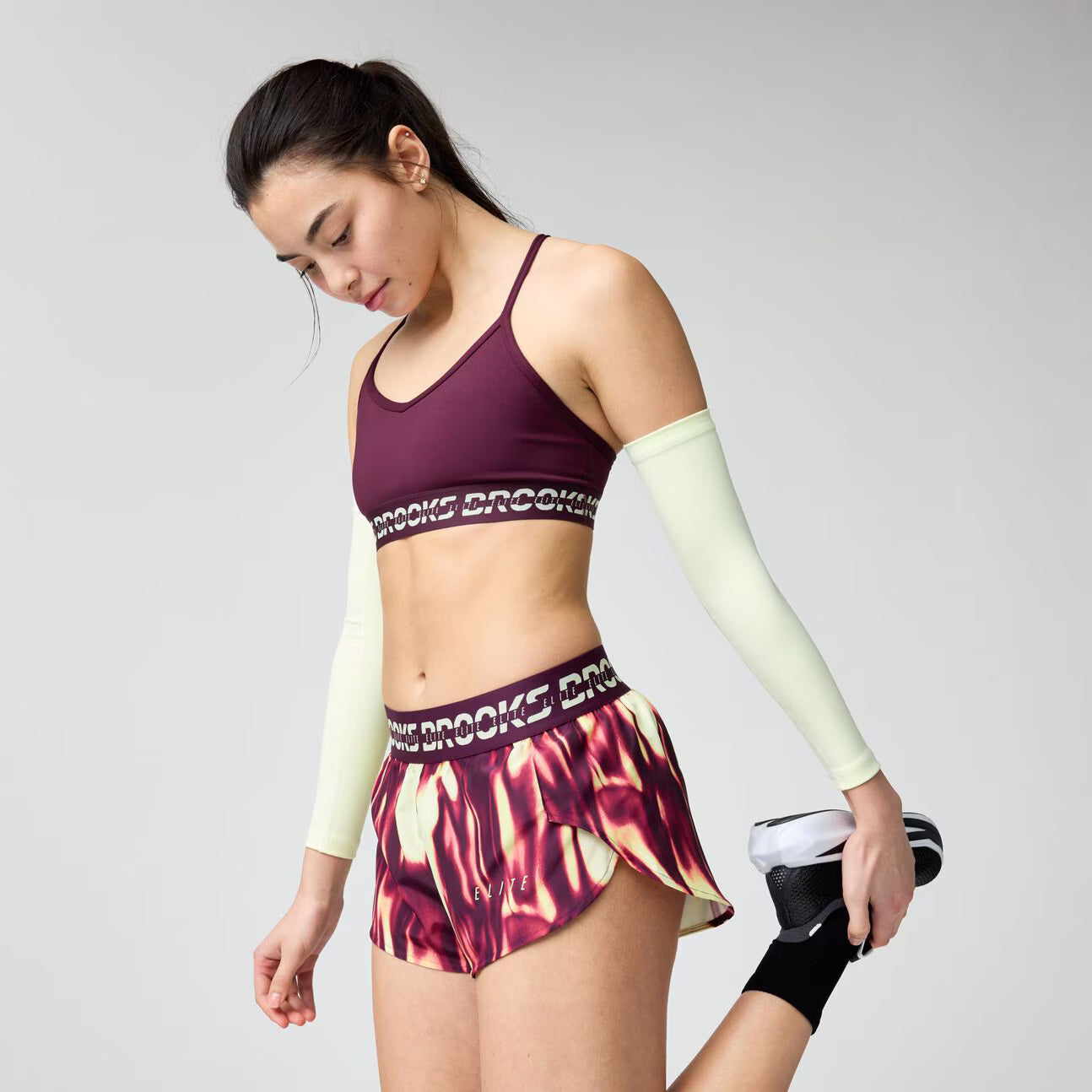 PR ELITE SPLIT SHORT W