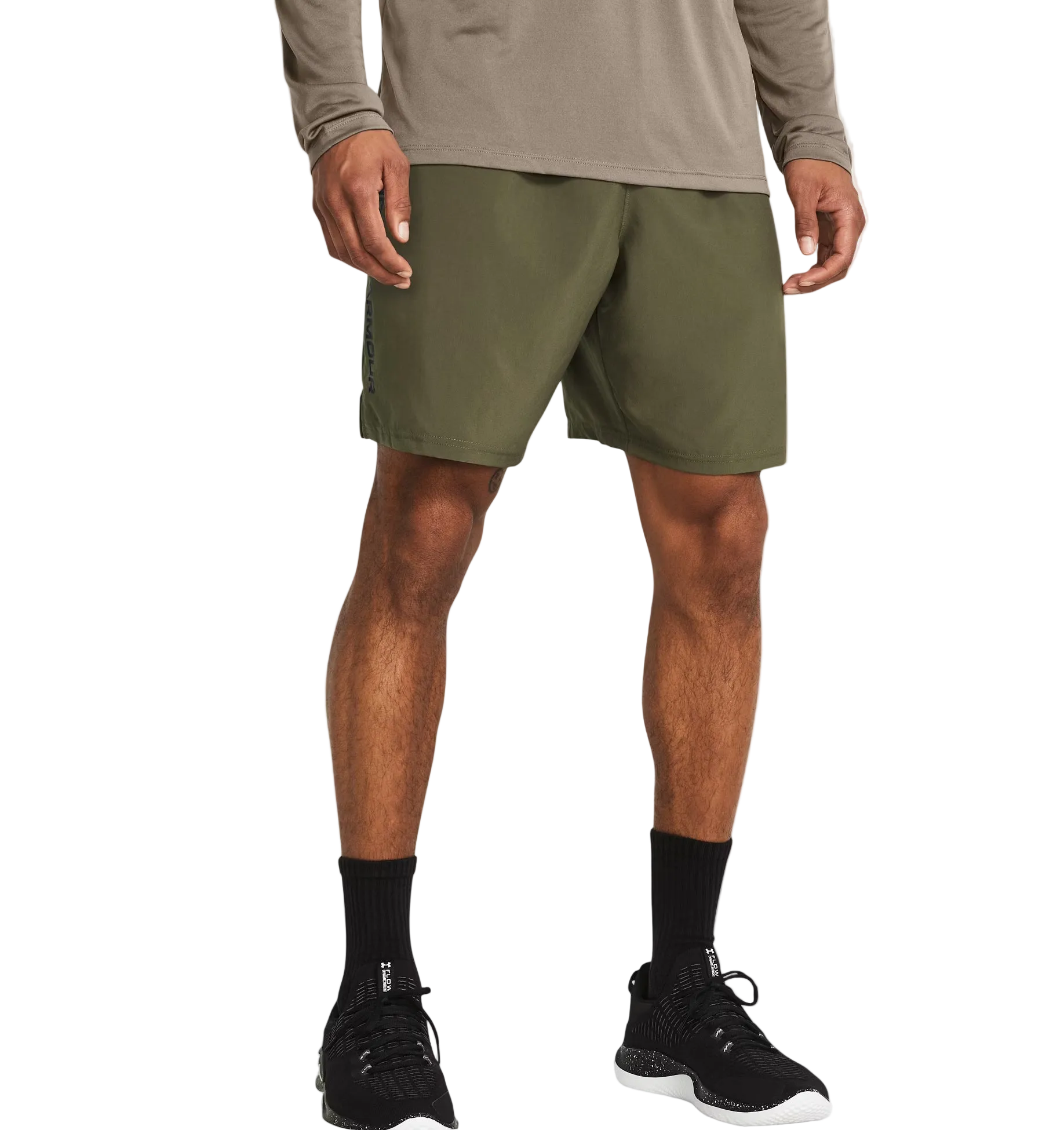 SHORT UA TECH M