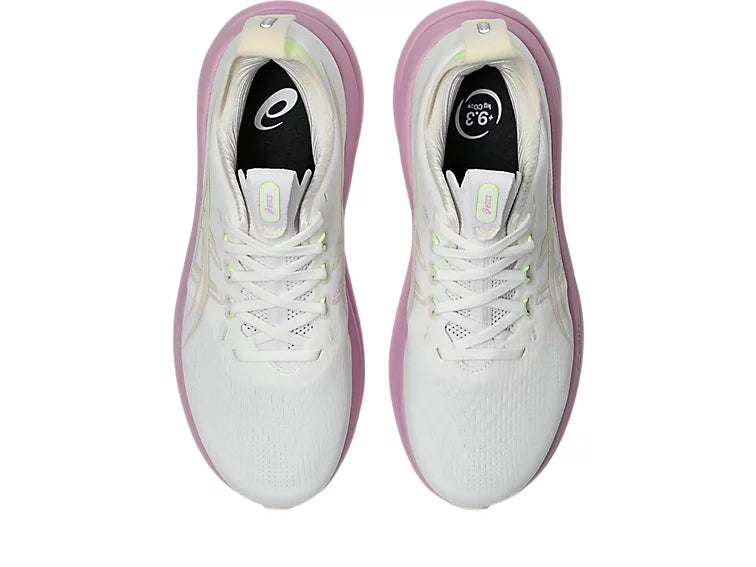 GEL NIMBUS 28 W