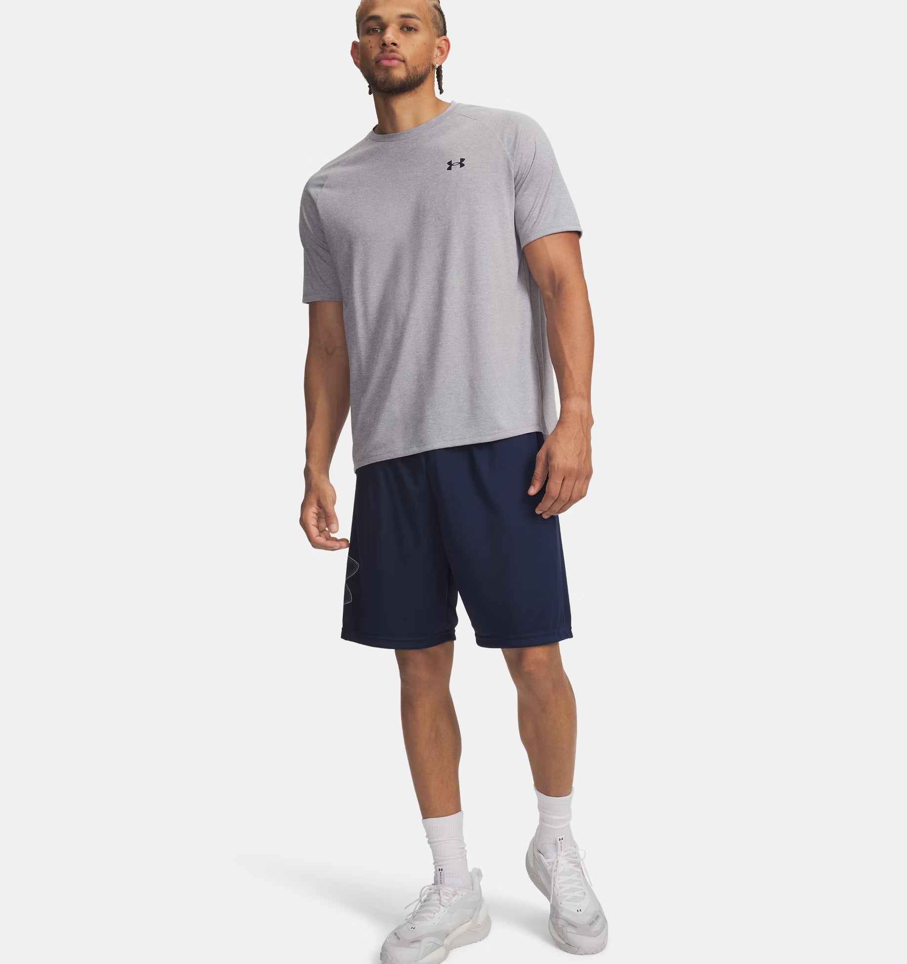 UA TECH GRAPHIC SHORT M