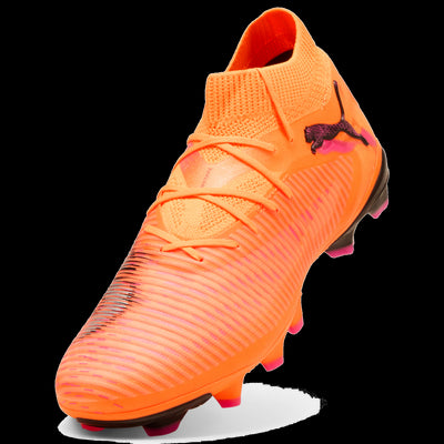 FUTURE 8 PRO FG/AG W