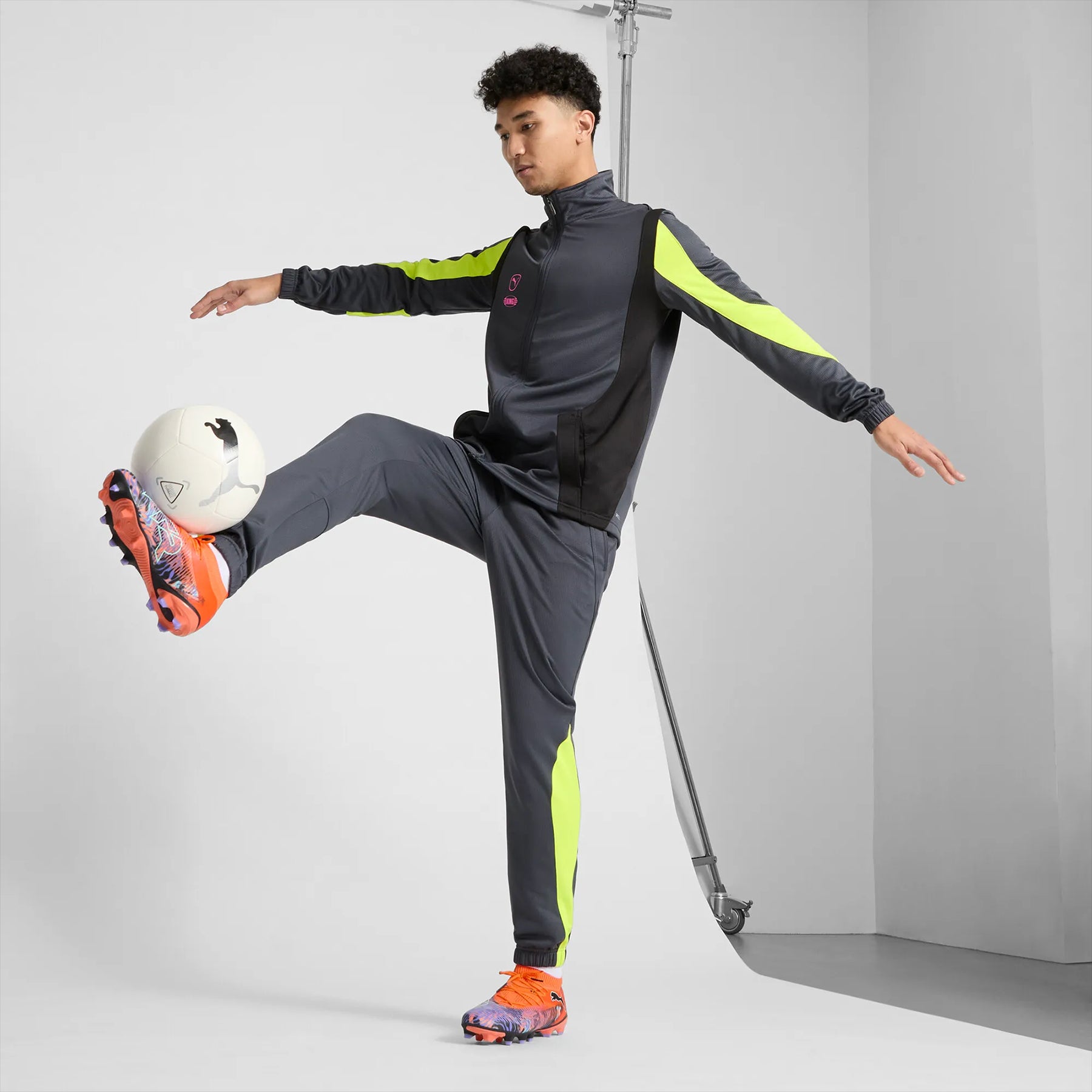 FUTURE 8 MATCH CREAT FG/AG