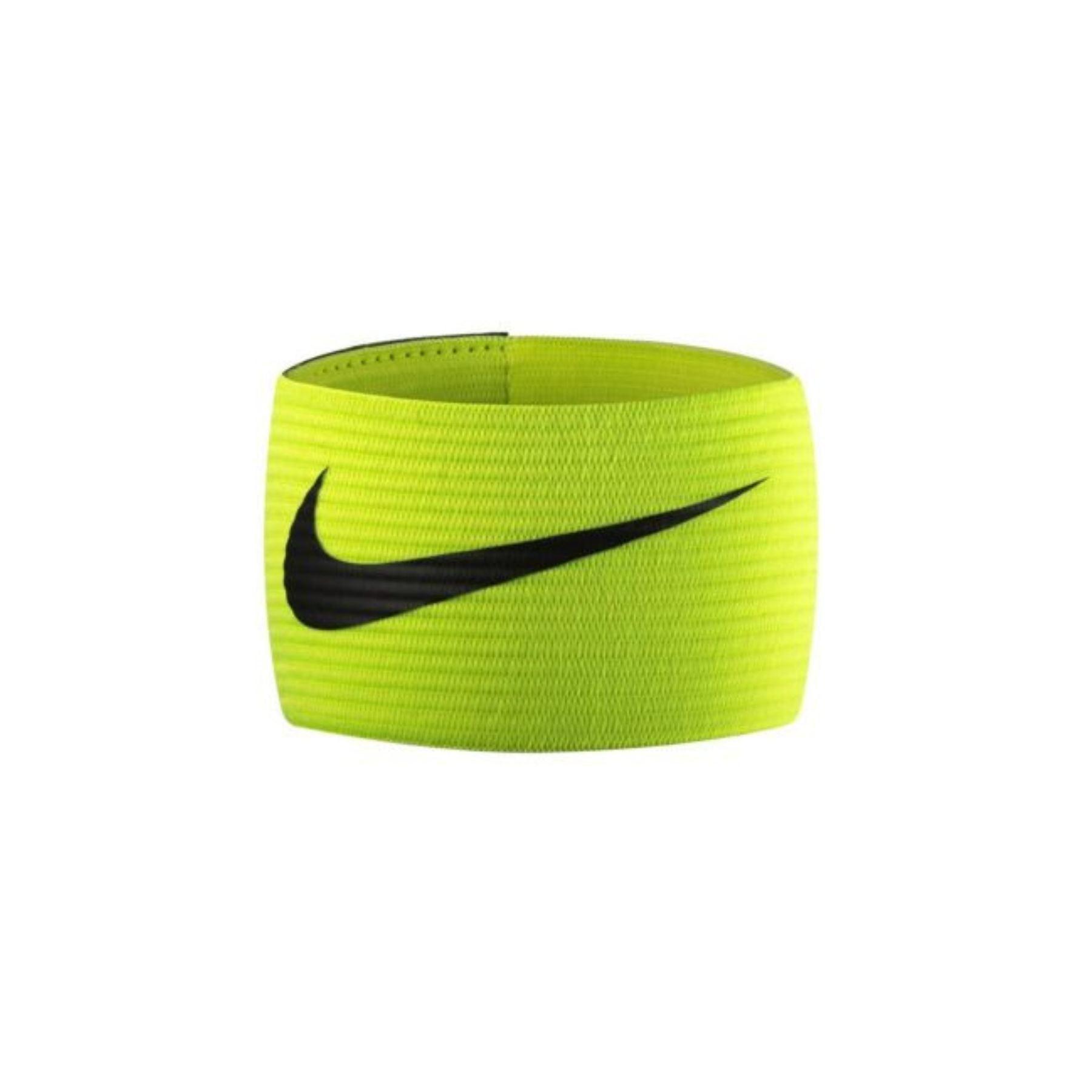 NIKE FUTBOL ARM BAND