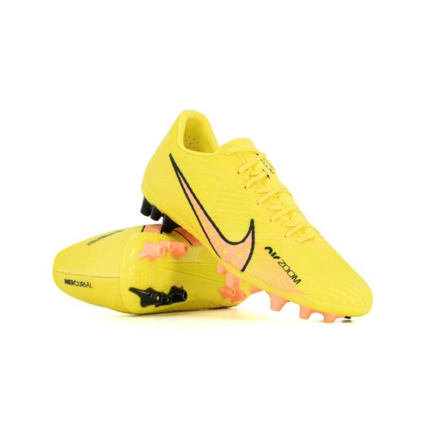 NIKE ZOOM VAPOR 15 ACADEMY AG