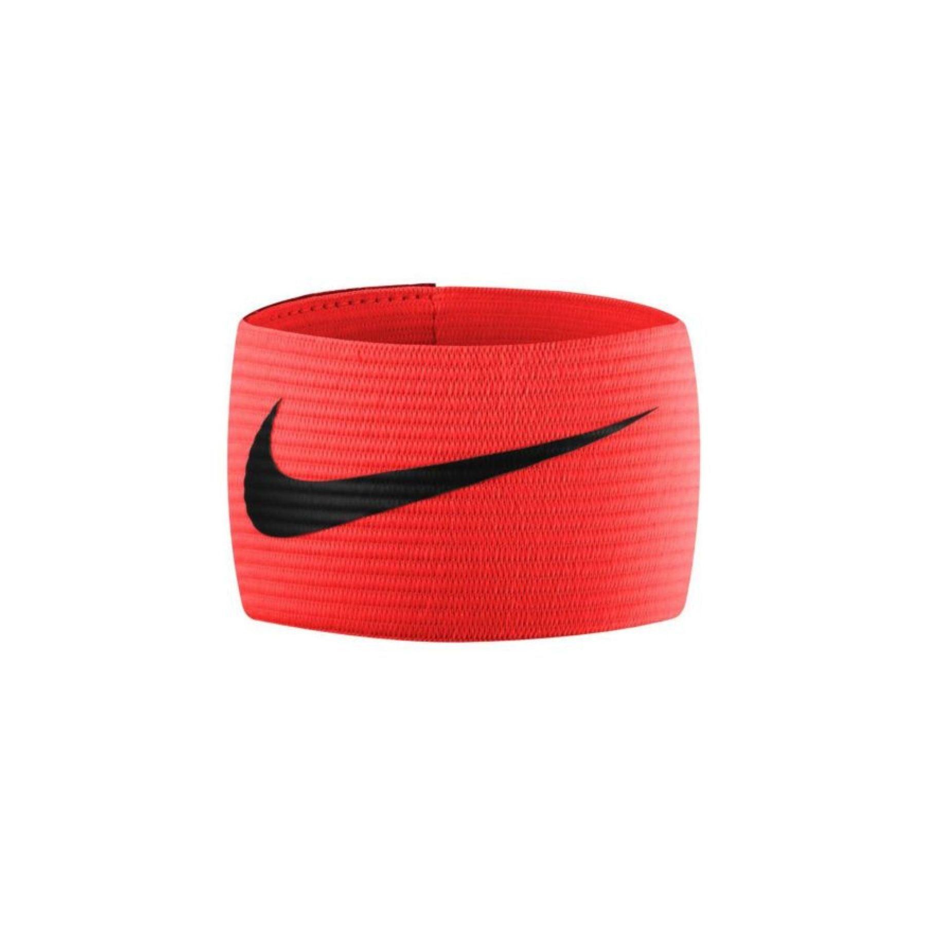 NIKE FUTBOL ARM BAND